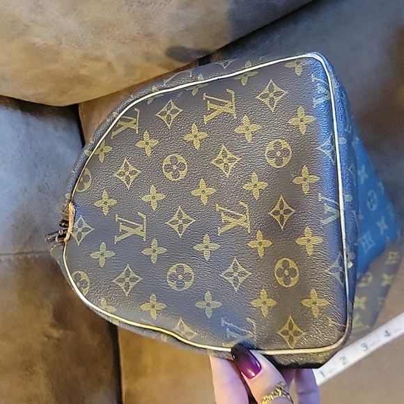 Lv bag a true vintage in like great condition - Picture 11 of 15